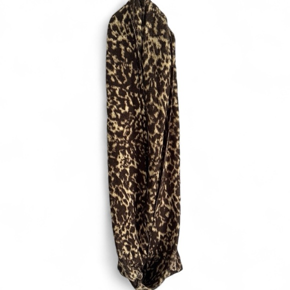 Michael Michael Kors ROCHELLE Animal Printed Infinity Scarf - Picture 3 of 6